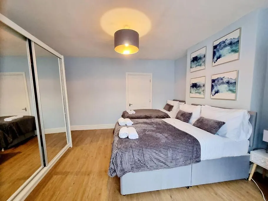 Spacious 2 Bedroom 3 Min Walk Mile End Station -Sleeps 5 Londen Verenigd Koninkrijk